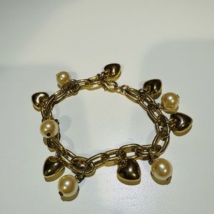 Gold heart and pearl bracelet